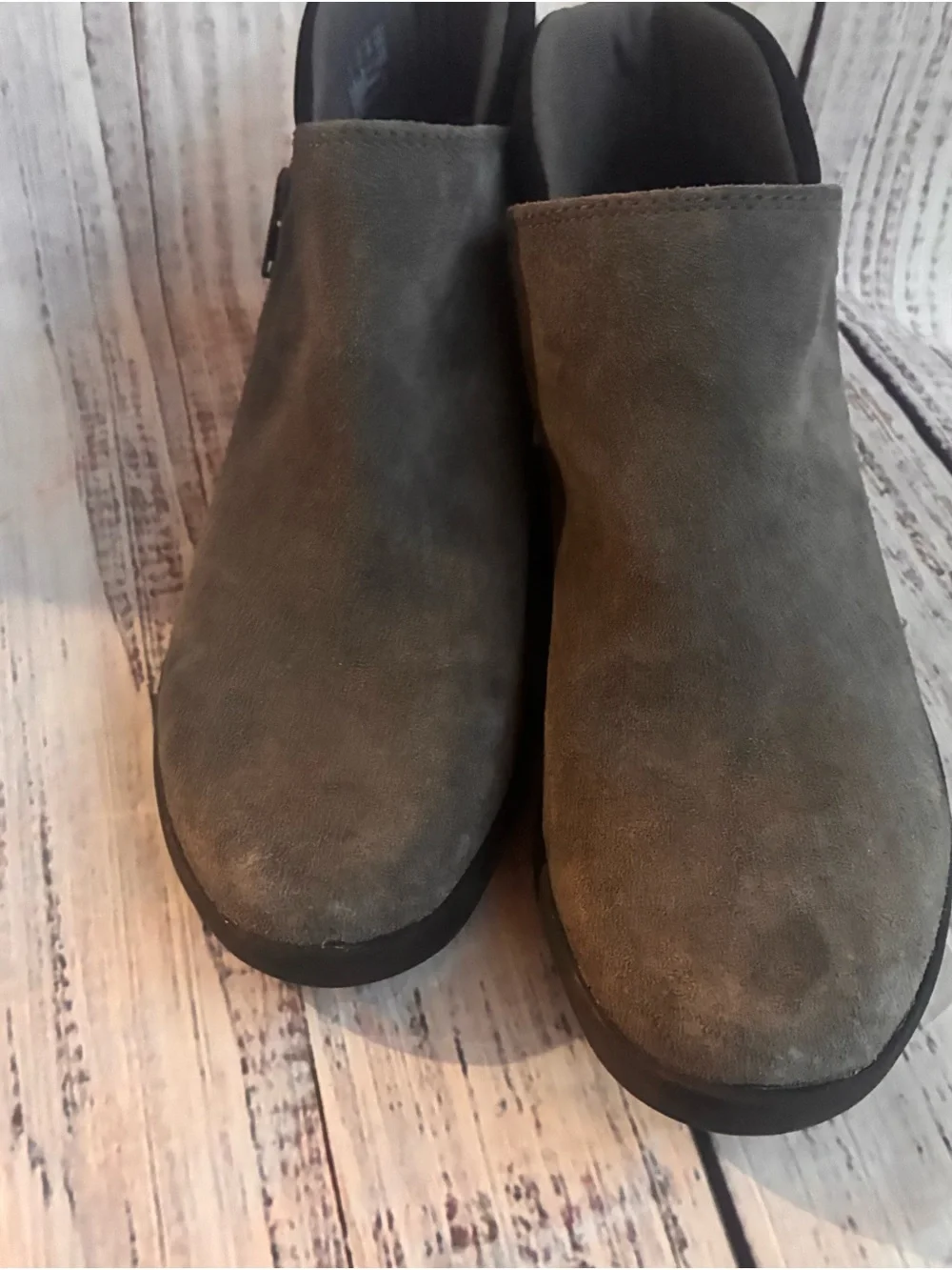 Clarks Women's Kayleigh Mid Ankle Boots Size 7.5